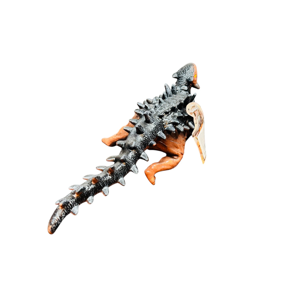 Dinozaur Ankylosaurus Baby